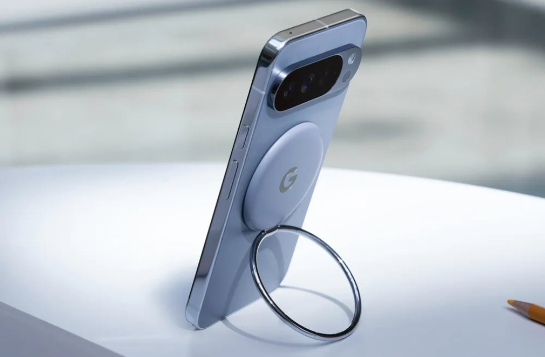 TechDogs-"An Image Of Google's Pixelsnap Ring Stand"